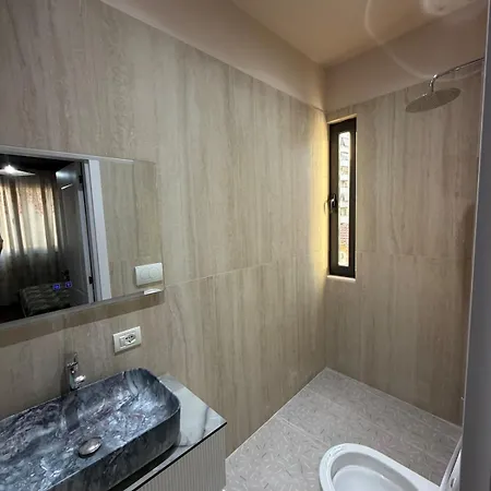 Appartamento The Sunset Pazari I Ri Parking Available